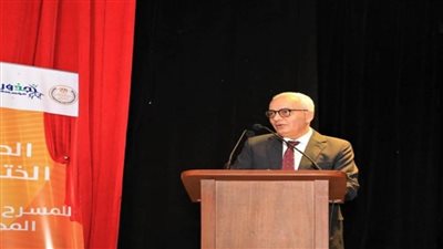 وزير التربية والتعليم يشهد الحفل الختامي للمسرح التفاعلي المدرسي (صور)