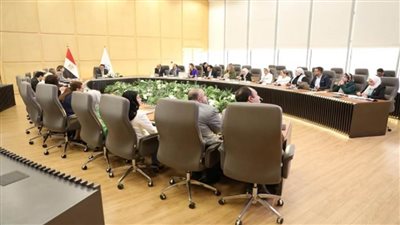 وزير الصحة يستقبل منسق الأمم المتحدة لتبادل الرؤى والأفكار بشأن ضبط معدلات النمو السكاني (صور)