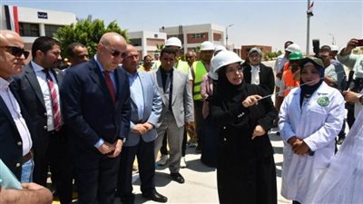 وزير الإسكان يتفقد محطة معالجة الصرف الصحي الثنائية بمدينة بنى سويف الجديدة (صور)