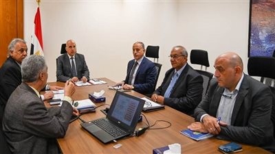 وزير الري يتابع إجراءات تطوير المعامل التابعة للوزارة لزيادة فاعلية إجراءات إعادة استخدام المياه (صور)