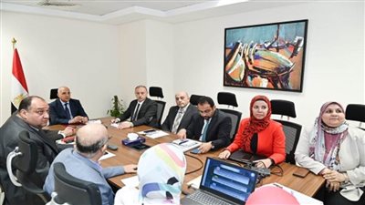 وزير الري يتابع إجراءات التحول الرقمى بالهيئة المصرية العامة لمشروعات الصرف (صور)