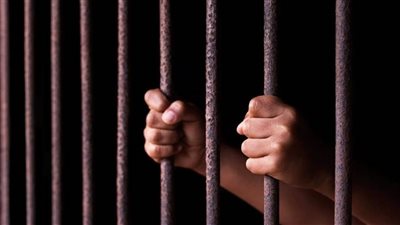 حبس 3 أشخاص في دار السلام بتهمة الإتجار في المخدرات