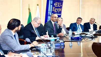 نائب وزير الإسكان يشارك في ورشة عمل بالاتحاد المصري لمقاولي التشيد والبناء (صور)