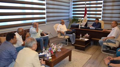 رئيس جهاز الشيخ زايد يعقد اجتماعا مع ممثلي منطقة الثورة الخضراء لبحث استكمال إجراءات توفيق الأوضاع