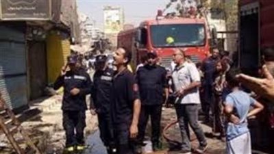 اندلاع حريق هائل فى باكيات الباعة بميدان المؤسسة بشبرا الخيمة