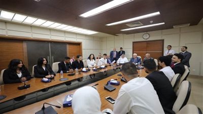 وزير التعليم العالي يزور الجامعة العربية المفتوحة بمصر ويشيد باستعداداتها للعام الدراسي الجديد (صور)