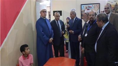 أمين «البحوث الإسلامية» يتفقد جناح الأزهر بمعرض الإسكندرية الدولي للكتاب