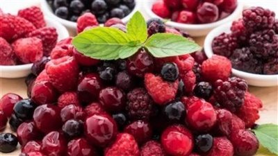 فوائد التوت للصحة،  يحارب الاكتئاب ويقوي العظام