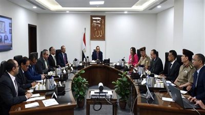 رئيس الوزراء يتابع موقف انتقال الوزارات والجهات الحكومية إلى العاصمة الإدارية ومنظومة البرامج والتطبيقات الإلكترونية (صور)