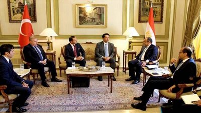 وزير التجارة والصناعة يستعرض مع أكبر مجموعة استثمارية تركية فرص ومقومات الاستثمار بمصر (صور)