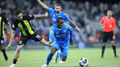 الهلال يُقصي الاتحاد ويتأهل لنصف نهائي البطولة العربية