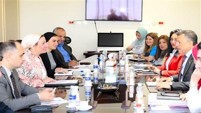 وزيرا السياحة والآثار والبيئة يلتقيان لبحث سبل تعزيز التعاون المشترك بين الوزارتين (صور)