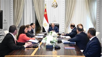 الرئيس السيسي يستعرض مؤشرات الاقتصاد المصري وآخر مستجدات الأوضاع الاقتصادية العالمية
