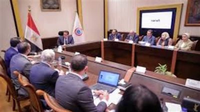 وزير الصحة يبحث التعاون مع شركة «سانوفي» بمجال اكتشاف وعلاج الأمراض الوراثية والنادرة