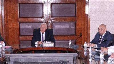 وزير الزراعة يتابع جهود الخدمات البيطرية والتوسع في تطبيق التحول الرقمى ومنظومة التأمين على الماشية والقوافل وحملات التحصين 