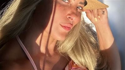 بفستان مكشوف.. ريم مصطفى تستعرض أنوثتها بإطلالة جذابة