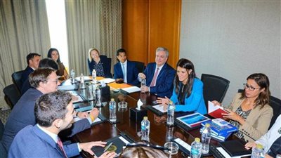 وزيرة التعاون الدولي تلتقي وفد ممثلي لجنة الشئون الخارجية بالكونجرس الأمريكي