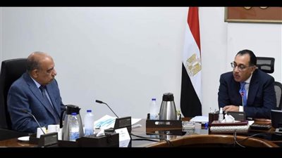 رئيس الوزراء يتابع نشاط عمل شركة الشرقية 