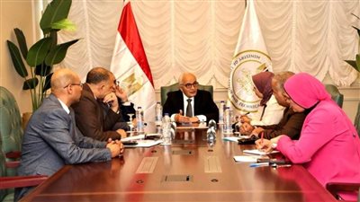  وزير التعليم يوجه بحزمة إجراءات للتخفيف عن كاهل أولياء الأمور ومساعدة الطلاب على التحصيل الدراسي