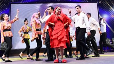 أوبرا عربي تقدم فنونها وسط إقبال كبير في ليالي 