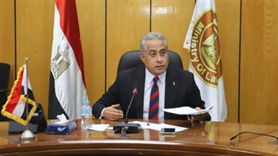  وزير العمل يدعو الشباب إلى التقديم على دورات التدريب المهني