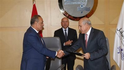 بتكلفة 780 مليون جنيه.. توقيع مذكرة تفاهم جديدة لإنشاء ميناء برج العرب الجاف