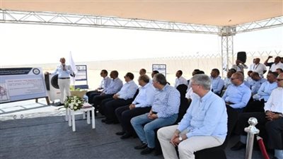 وزير البترول يتفقد أرض مشروعات البتروكيماويات الجديدة بمدينة العلمين (صور)