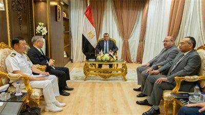 وزير الدولة للإنتاج الحربي يبحث مع السفير الكوري الجنوبي سبل تعزيز التعاون المشترك (صور)