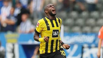 خلال ساعات.. تطور جديد بشأن صفقة انتقال موديست للأهلي