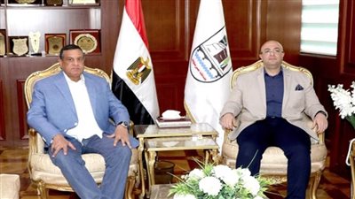 وزير التنمية المحلية يصل بني سويف لتفقد المشروعات التنموية والخدمية 