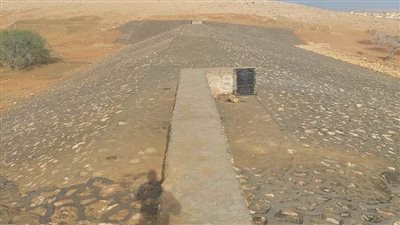 وزير الري يتابع موقف 