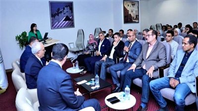 وزير التعليم يستقبل أوائل الثانوية العامة قبل سفرهم إلى ألمانيا (صور)