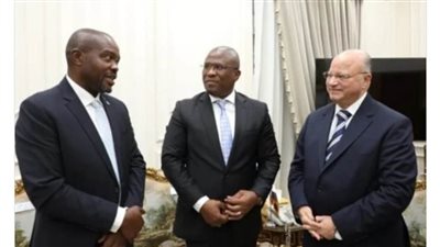 محافظ القاهرة يبحث سبل التعاون وتبادل الخبرات مع وفد جنوب أفريقيا