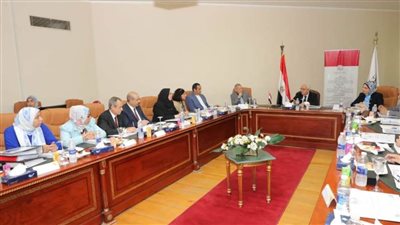  وزير التعليم يترأس اجتماع مجلس إدارة الأكاديمية المهنية للمعلمين
