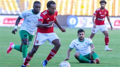 رضا سليم يقود الأهلي لتقدم في الشوط الأول على المصري البورسعيدي