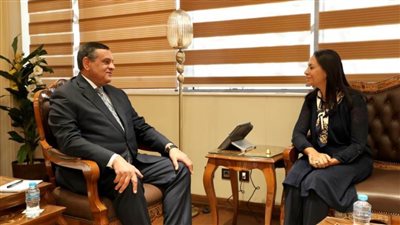 وزير التنمية المحلية يستقبل رئيسة المجلس القومي للمرأة لبحث تعزيز سبل التعاون بين الجانبين خلال الفترة القادمة
