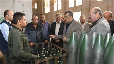 وزير الدولة للإنتاج الحربي في زيارة مفاجئة لشركة هليوبوليس للصناعات الكيماوية