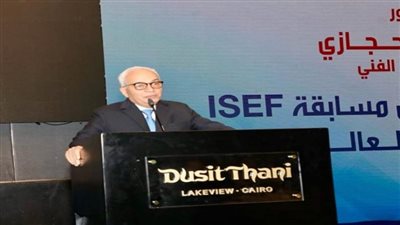 وزير التعليم يشيد بمهارات الطلاب المشاركين في 