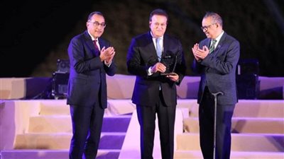 الإعلامي محمد فودة يشيد بتنظيم حفل وزارة الصحة لتسلم مصر شهادة خلوها من فيروس 