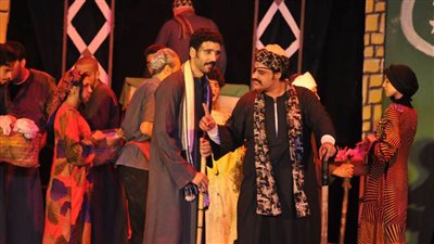 الصراع بين الوجود والعدم في عرض 