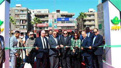 وزير البترول يفتتح محطة ”كارجاس العجمي” بجراج الهيئة العامة لنقل الركاب بمحافظة الأسكندرية