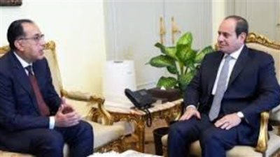 السيسي يبحث مع رئيس الوزراء ملفات العمل الداخلي والمشروعات الجاري تنفيذها