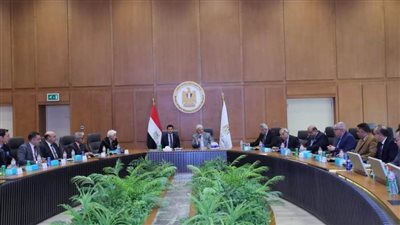 وزير التعليم العالي يرأس اجتماع الاتحاد الرياضي للجامعات بحضور وزير الرياضة