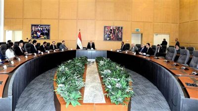 وزير الإسكان يبحث مع أسطورة العقارات باليابان سبل التعاون في مجال التطوير العقاري