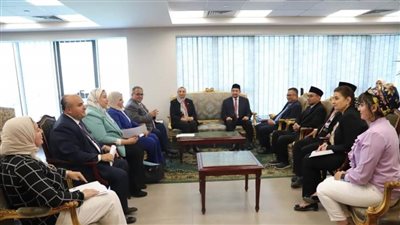 وفد جامعة الأمين الإسلامية يزور جامعة عين شمس 