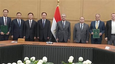  وزير الكهرباء يشهد توقيع مذكرة تفاهم لإعداد دراسة الجدوى الفنية والاقتصادية والمالية لإنشاء محطة للضخ والتخزين قدرة 2000 ميجاوات بنظام الـ BOO
