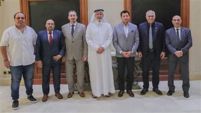 وزير الرياضة يلتقي رؤساء الاتحاد الدولي والإفريقي والآسيوي والعربي لرفع الأثقال