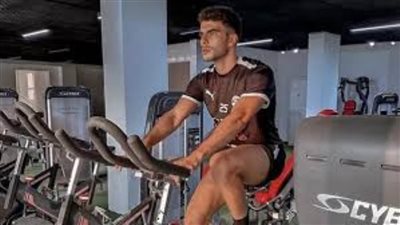 زيزو يستعرض لياقتة البدنيه من الجيم