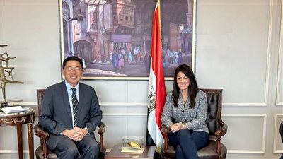 وزيرة التعاون الدولي تلتقي سفير سنغافورة لدى مصر لمناقشة سبل دفع مجالات التعاون الثنائي بين البلدين