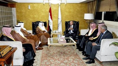 وزير النقل يلتقي نظيره السعودي لبحث تدعيم التعاون المشترك في مجال سياحة اليخوت وسياحة سفن الكروز والنقل البري